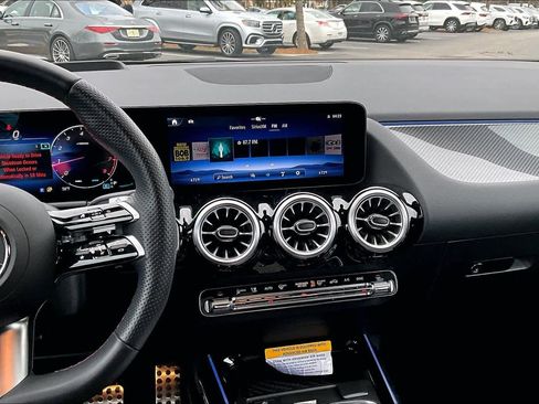 Certified 2025 Mercedes-Benz GLA 250 GLA 250 image 7