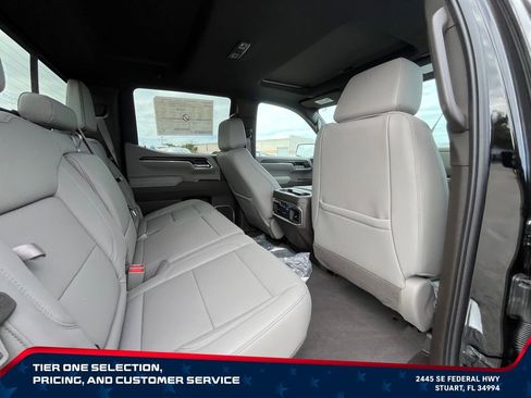 New 2026 GMC Sierra 1500 SLT w/ SLT Premium Plus Package AWD/4WD image 19
