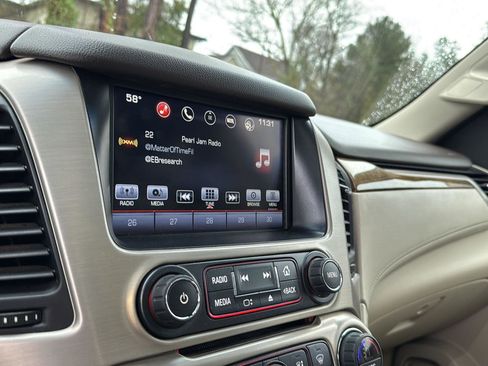 Certified 2016 GMC Yukon Denali w/ Open Road Package image 22