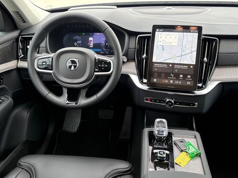 New 2026 Volvo XC90 B6 Ultra w/ Protection Package Premier image 11