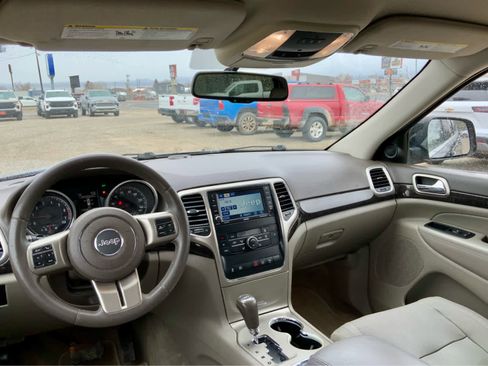 Used 2012 Jeep Grand Cherokee Laredo image 34