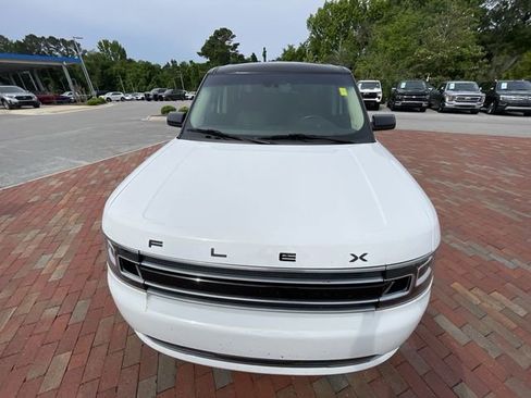 Used 2019 Ford Flex Limited w/ Appearance Package FWD image 4