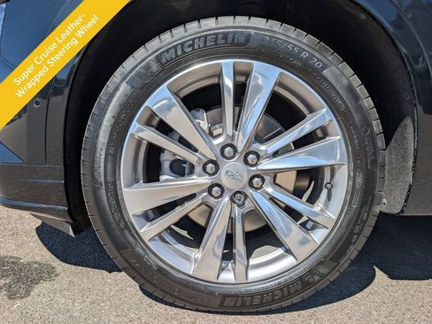 Used 2023 Cadillac XT6 Premium Luxury w/ Technology Package AWD/4WD image 12