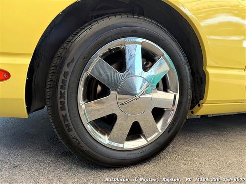 Used 2002 Ford Thunderbird Deluxe image 17