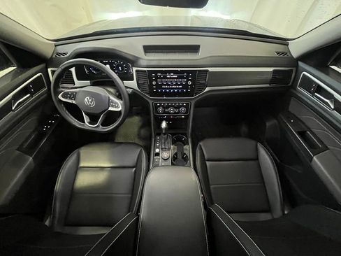 Certified 2022 Volkswagen Atlas SE image 14