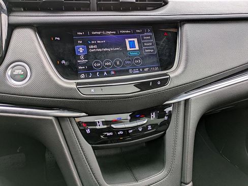 Certified 2025 Cadillac XT5 Premium Luxury image 24