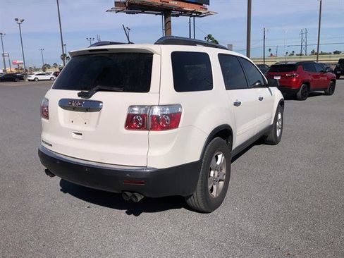 Used 2009 GMC Acadia SLE w/ Visibility Package image 7