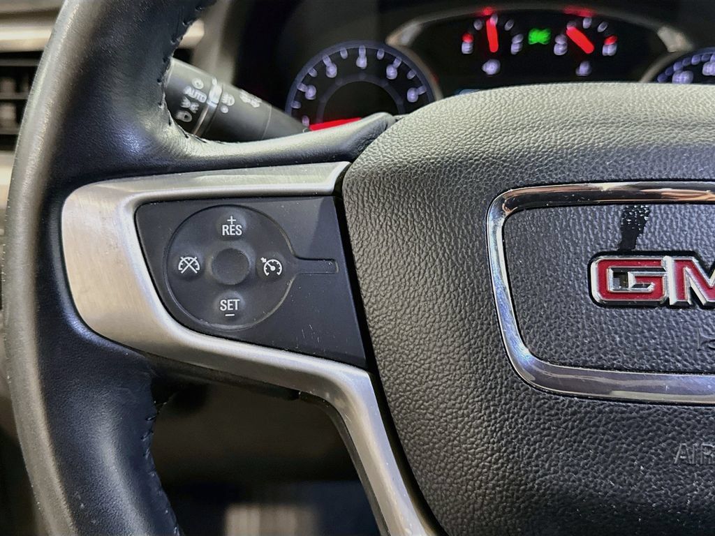 Used 2018 GMC Acadia SLT AWD/4WD image 12
