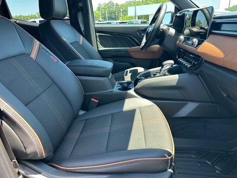 New 2026 GMC Canyon AT4 AWD/4WD image 14