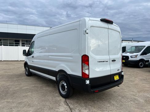 New 2026 Ford Transit 250 148 Medium Roof w/ Load Area Protection Package RWD image 5