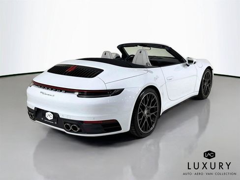 Used 2021 Porsche 911 Carrera S RWD image 6