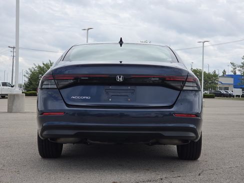Used 2024 Honda Accord EX image 16