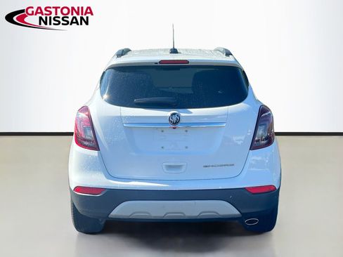 Used 2020 Buick Encore Preferred image 7