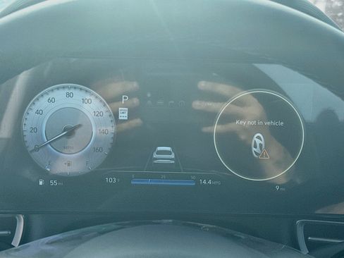 New 2026 Hyundai Elantra Limited FWD image 9