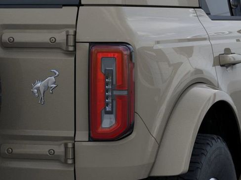 New 2025 Ford Bronco Outer Banks AWD/4WD image 23