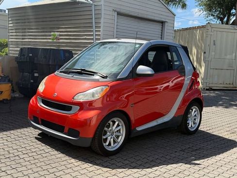 Used 2008 smart fortwo passion RWD image 3