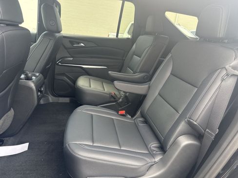 New 2026 Chevrolet Traverse LT w/ Driver Confidence Package AWD/4WD image 20