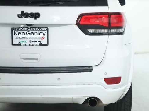 Used 2021 Jeep Grand Cherokee Laredo X AWD/4WD image 44