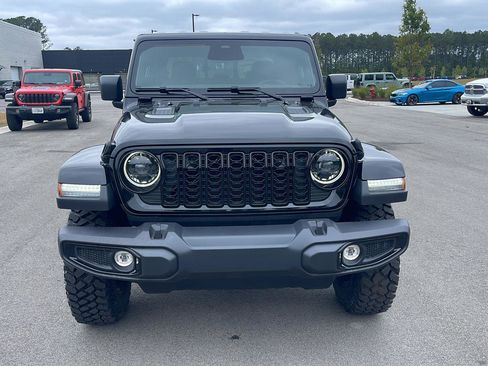 New 2026 Jeep Gladiator Willys AWD/4WD image 2