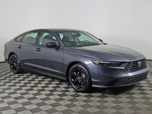 Certified 2025 Honda Accord SE image 27
