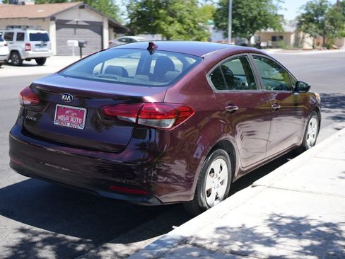 Used 2018 Kia Forte LX FWD image 10