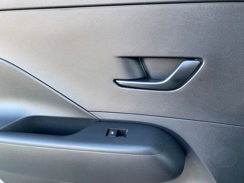 New 2026 Hyundai Kona SE image 29