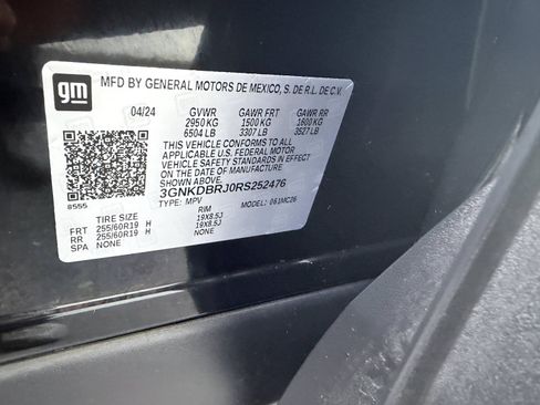 Used 2024 Chevrolet Blazer EV LT AWD/4WD image 31