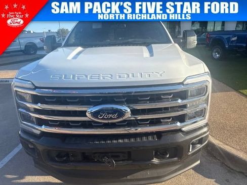 Used 2025 Ford F250 King Ranch w/ FX4 Off-Road Package AWD/4WD image 2