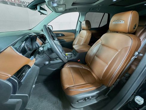 Used 2019 Chevrolet Traverse High Country AWD/4WD image 22