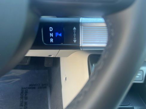 Certified 2024 Hyundai Kona SEL w/ Convenience Package image 17