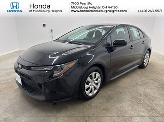 Used 2021 Toyota Corolla LE image 1