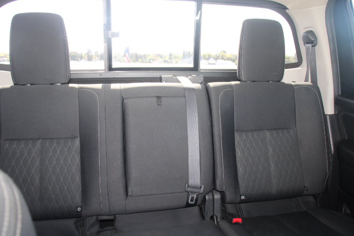 Used 2017 Nissan Titan SV RWD image 22