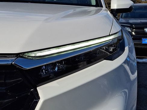 Used 2023 Honda CR-V EX-L image 9