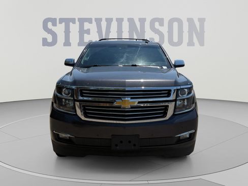 Used 2018 Chevrolet Suburban Premier AWD/4WD image 8