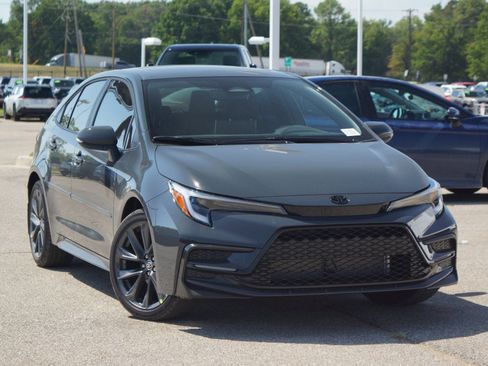 Used 2026 Toyota Corolla XSE FWD image 29