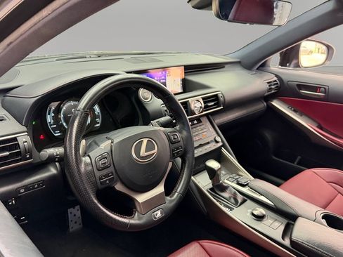 Used 2020 Lexus IS 300 F Sport w/ F Sport Package RWD image 15