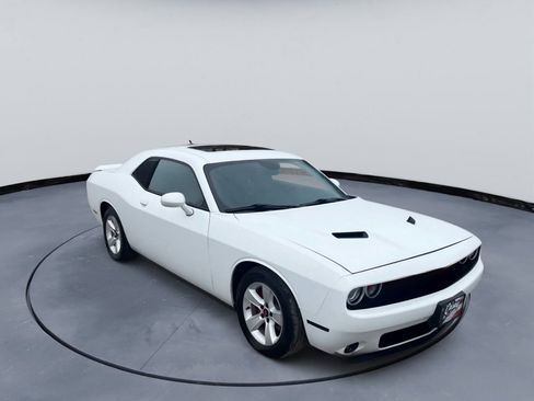 Used 2016 Dodge Challenger R/T Plus RWD image 4