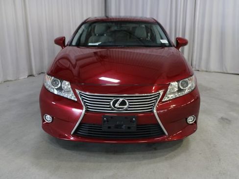 Used 2014 Lexus ES 350 w/ Luxury Package FWD image 31