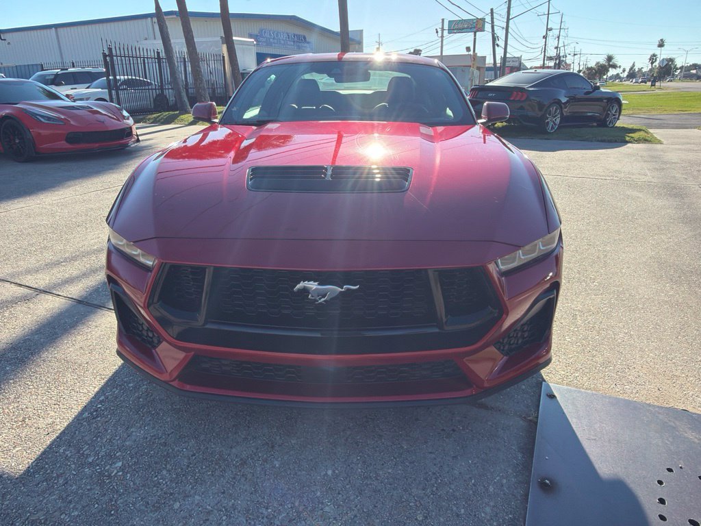 Used 2024 Ford Mustang GT Premium RWD image 3
