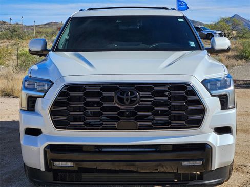 Used 2024 Toyota Sequoia Platinum image 2