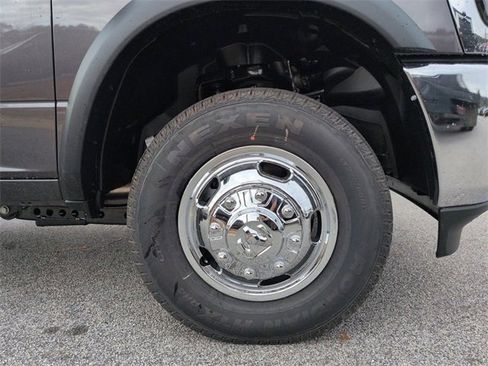 New 2026 RAM 3500 Tradesman image 10