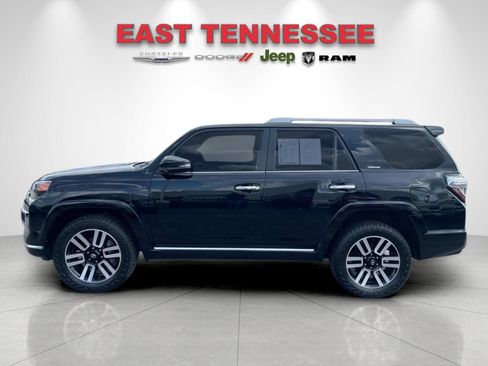 Used 2023 Toyota 4Runner Limited AWD/4WD image 6