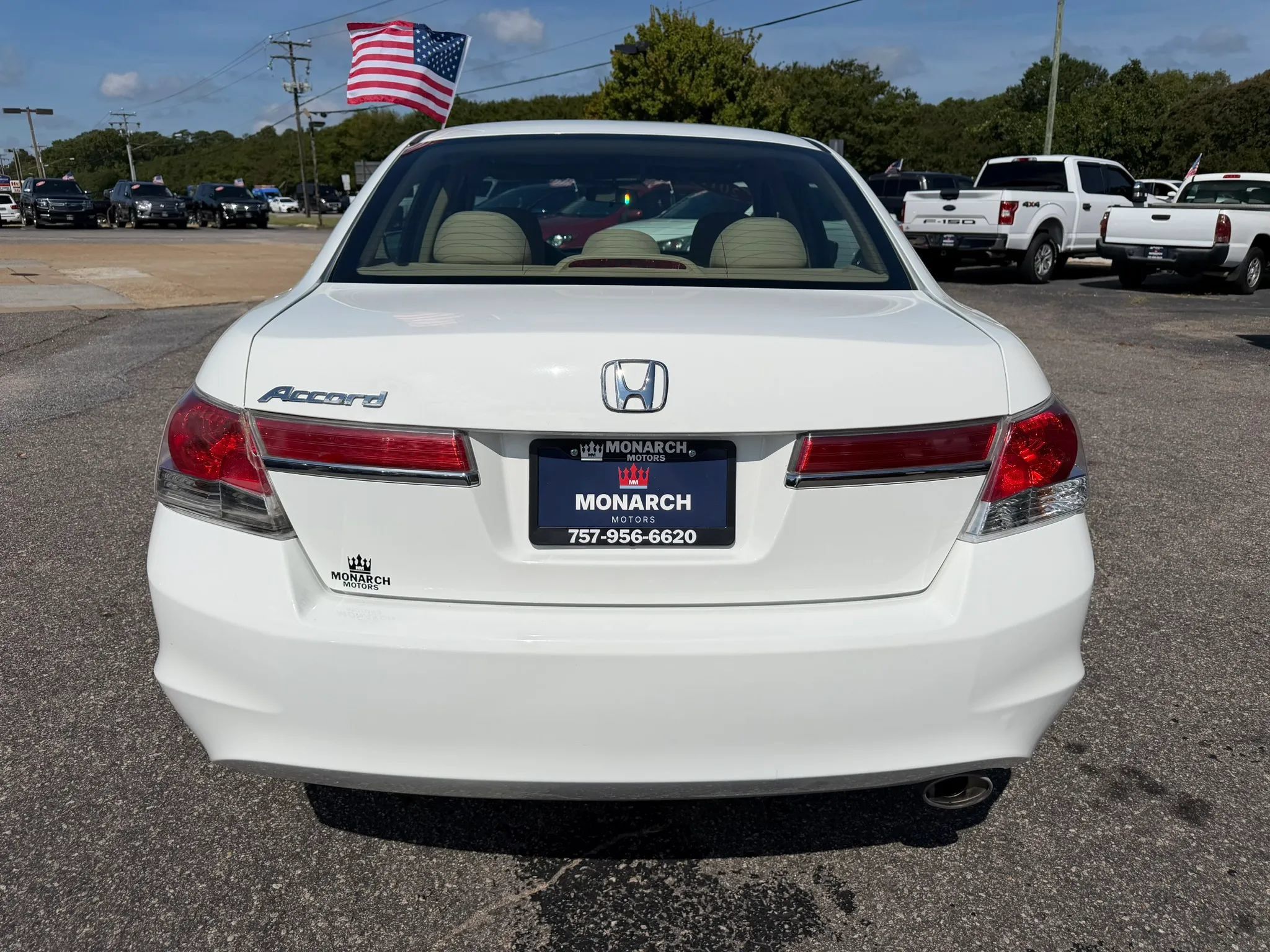 Used 2011 Honda Accord LX image 4