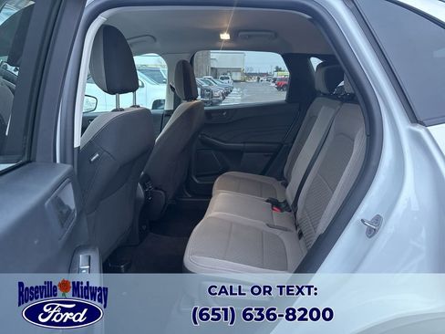 Used 2022 Ford Escape SE w/ Cold Weather Package image 28