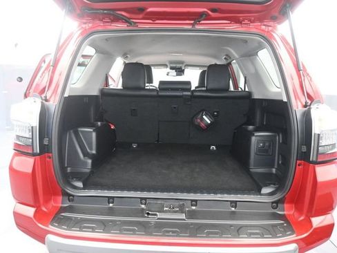 Used 2024 Toyota 4Runner TRD Off-Road Premium image 8