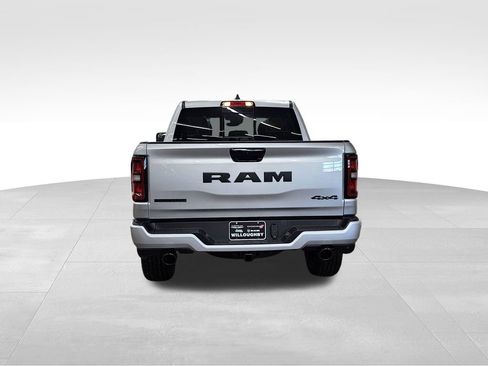 New 2026 RAM 1500 4x4 Crew Cab image 7