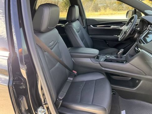 New 2025 Cadillac XT5 Premium Luxury FWD image 24