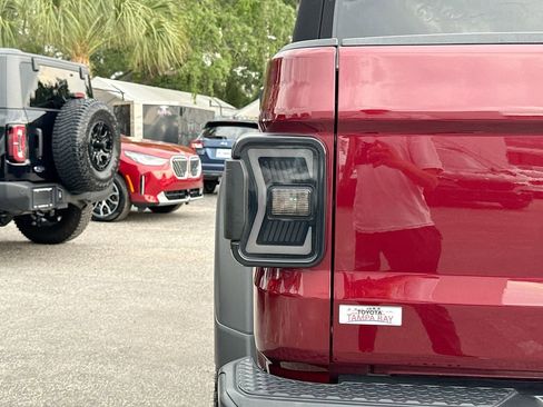 Used 2022 Jeep Gladiator Mojave AWD/4WD image 10