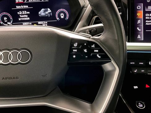 Used 2023 Audi Q4 e-tron Premium Plus w/ Premium Plus image 20