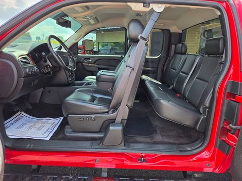 Used 2012 GMC Sierra 2500 SLT w/ SLT Convenience Package AWD/4WD image 40